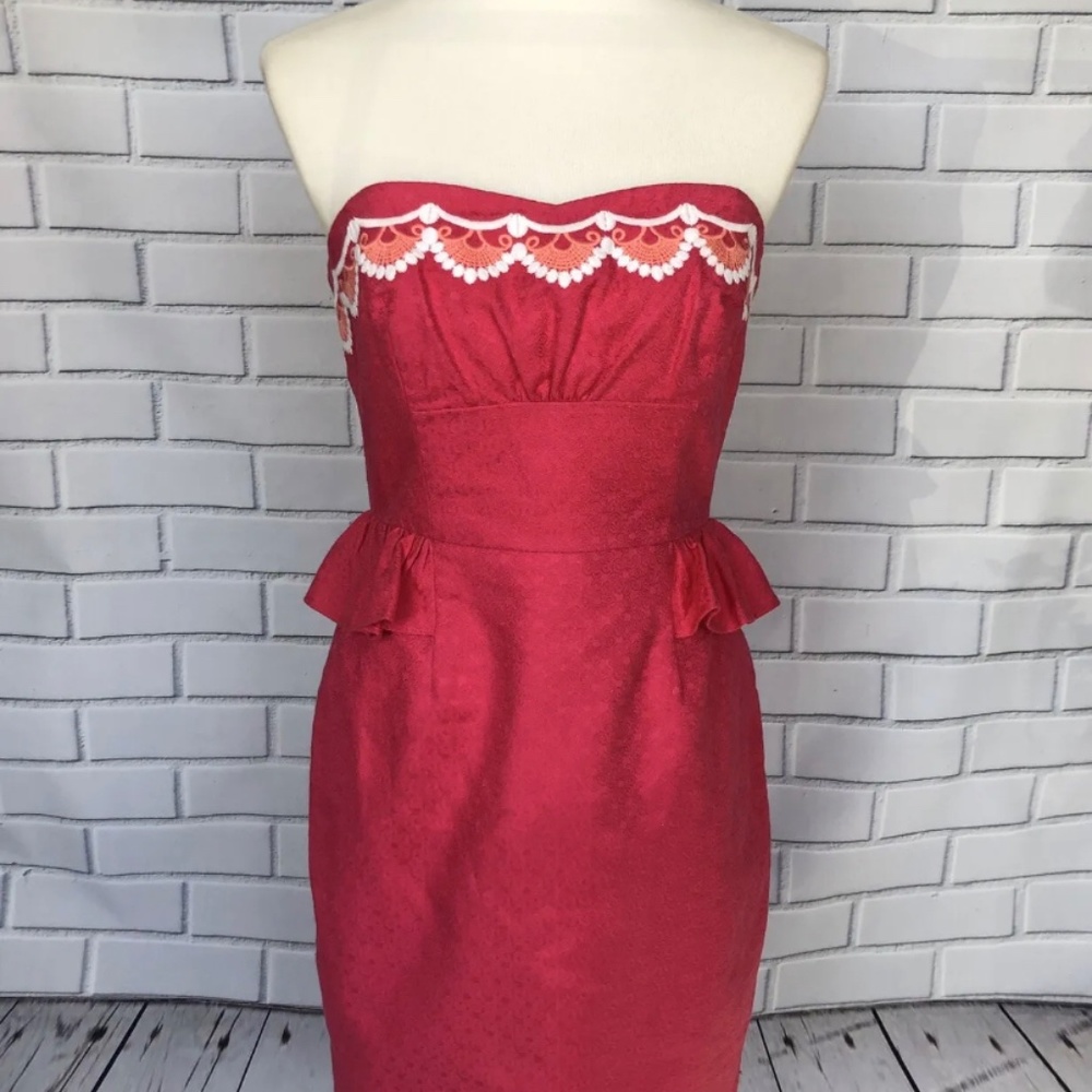 Lilly Pulitzer Hot Pink Strapless Embroidered Dress Peplum Womens 4